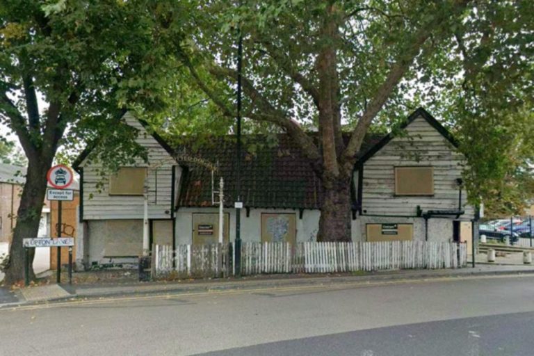 Old Spotted Dog Forest Gate restoration approved with hotel and flats