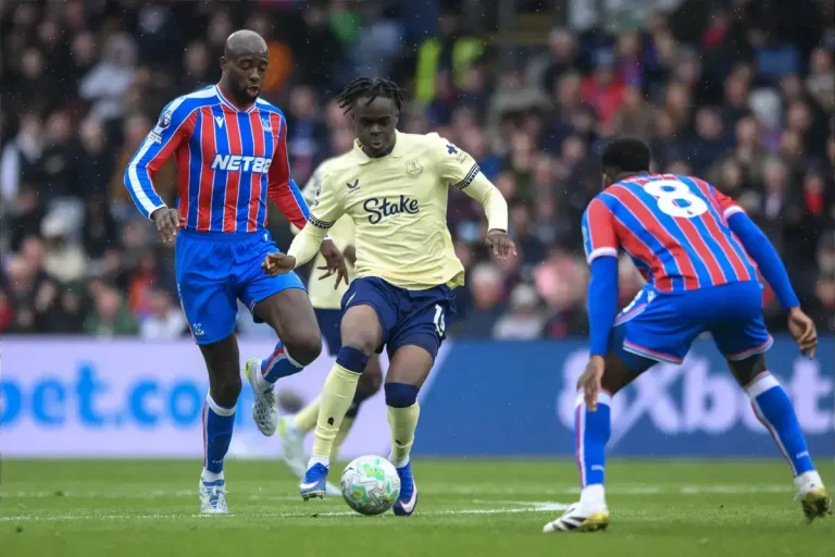 Crystal Palace 2-2 Everton: Wasteful Toffees let Europe slip further away as Palace fight back twice