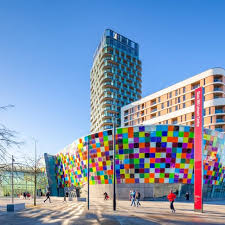 SOUTH LONDON LANDMARK INSPIRES AMAZING ARTWORK!
