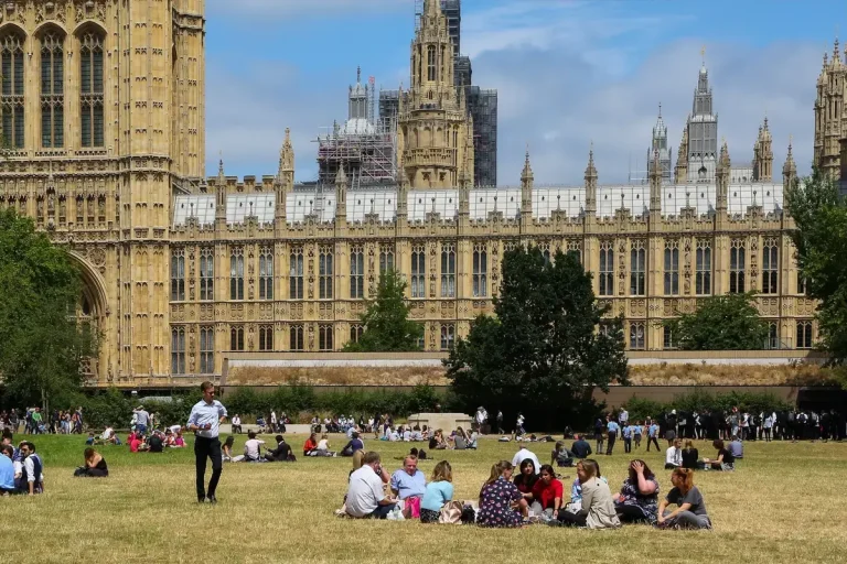 UK Weather: Temperatures Could Hit 30°C In Bank Holiday Weekend Warm-Up