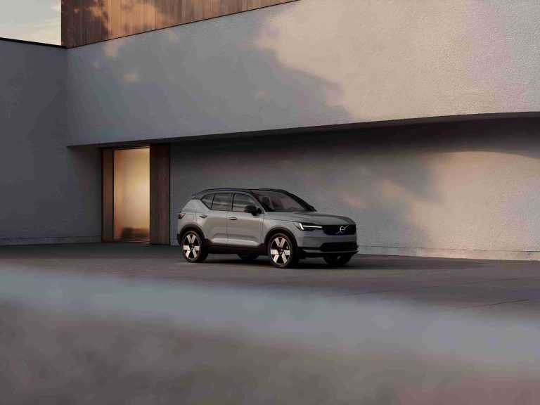 Significant Safety, Tech and Design Updates to Volvo Cars’ New 40 Series Cars