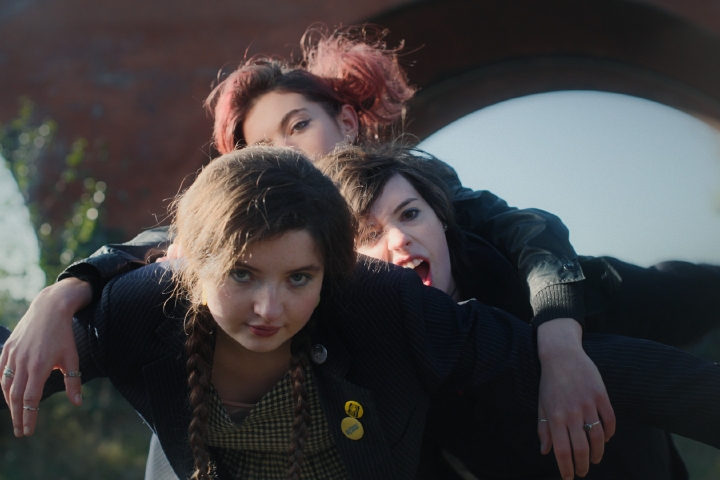 7-MILES-OUT-UK-Dir.-Carol-Morley.jpg