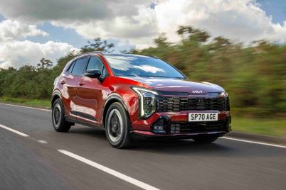 9238210-28467-kia-sportage-gt-line-s-dct-fwd-magma-red-1-scaled-1.jpg