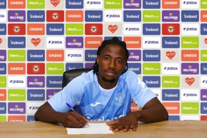 Brentford-FC-defender-Benjamin-Fredrick-signs-new-contract-scaled.jpg