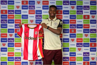 Brentford-FC-sign-Mamadou-Sangare.jpg
