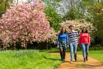Harris-Garden_students_small.jpg