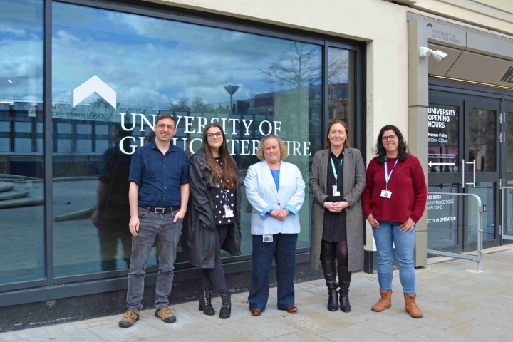 Members-of-the-UoG-forensic-psychology-team-that-won-the-UK-Legal-Award-scaled-1.jpg