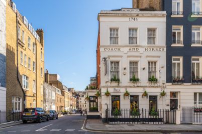 The-current-look-of-The-Coach-and-Horses-in-Hill-Street-Mayfair.jpg