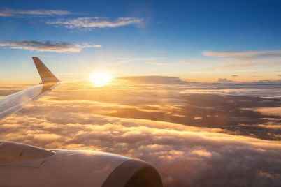 sunset-sky-through-airplane-window-hijpg-1366x640-1.jpg